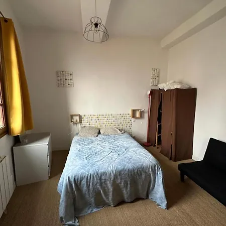 Refurbished And Free Parking Apartamento Perpinhã